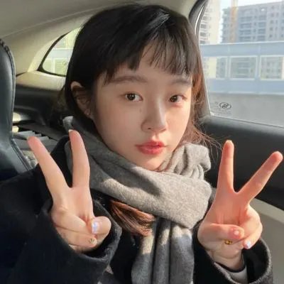 劳拉·马尔斯的眼睛